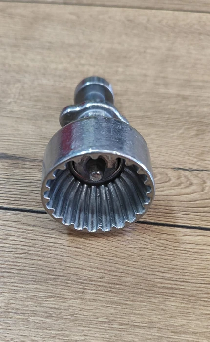 מכשיר מעמול קפיץ ממתכת