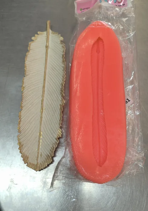 תבנית סיליקון נוצה אורך 20 סמ.