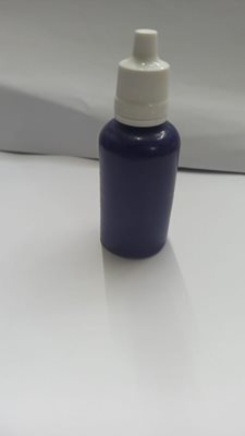 צבע נוזלי כחול על בסיסי איפוקסי.