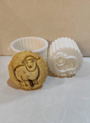 תבנית מעמול עם הדפס כבשה